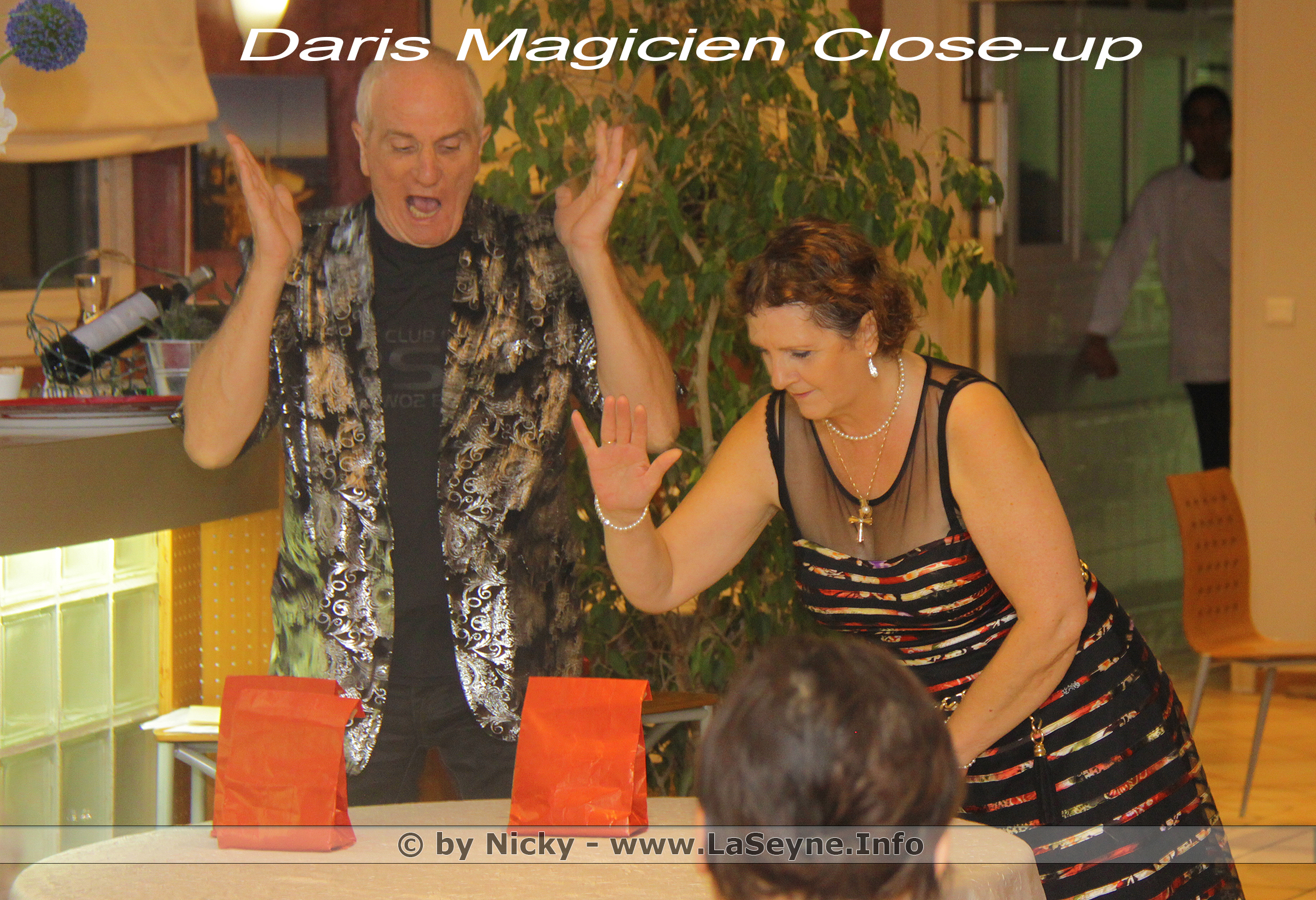  magicien Close up dans le Var Andree 05082019